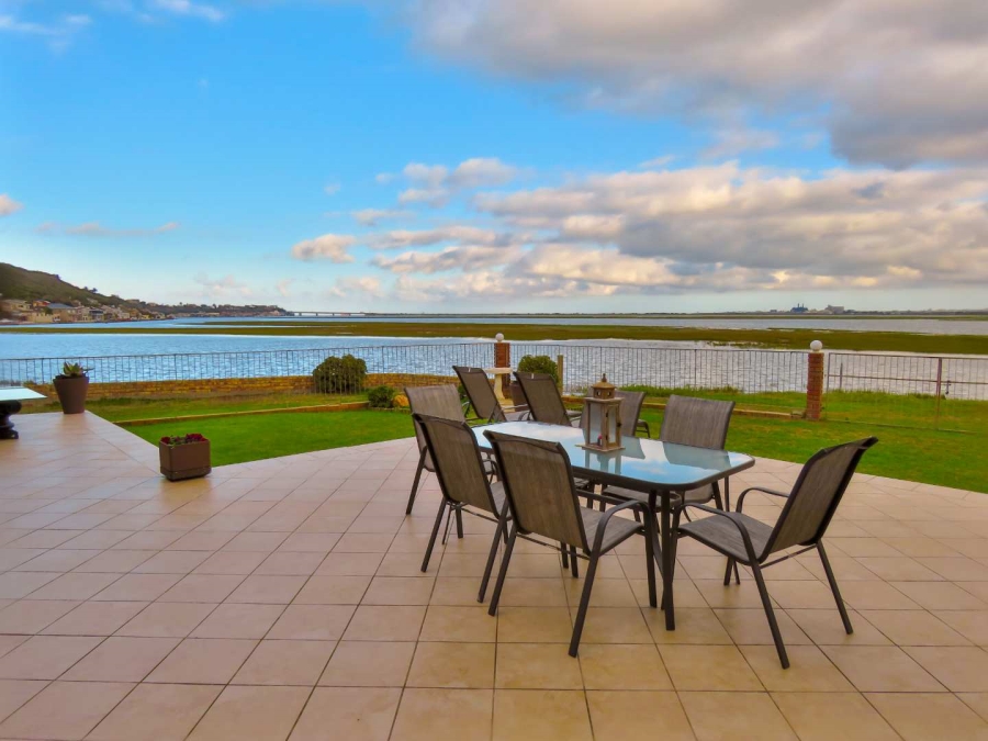 5 Bedroom Property for Sale in Amsterdamhoek Eastern Cape